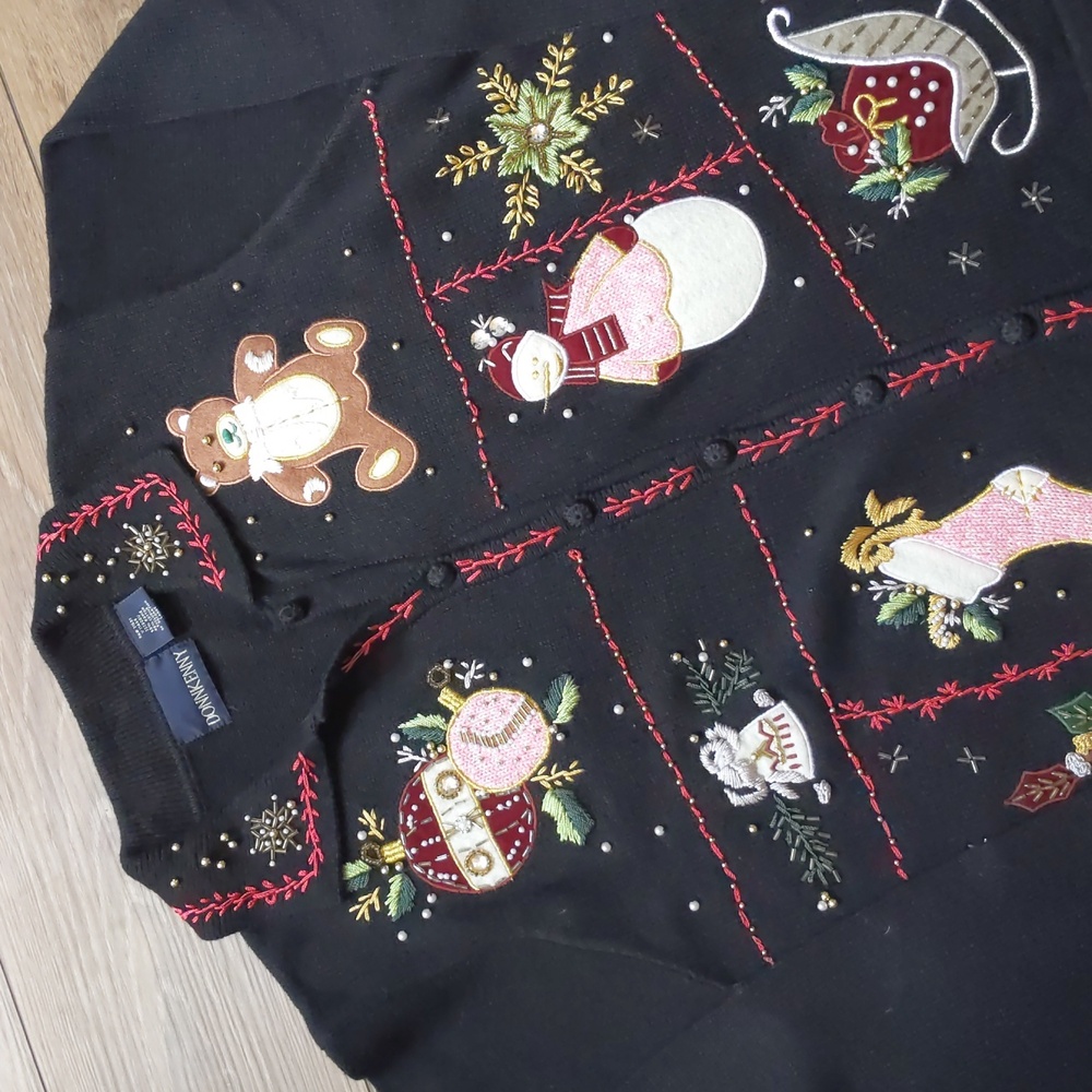 Donnkenny Holiday Christmas‎ Cardigan Sweater - Snowman, Bear, Ornaments - Large